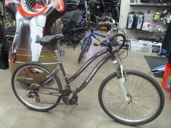 Used Schwinn Clear Creek 26" 21 Speed Women's Bike