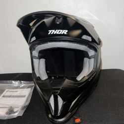 Thor Sector Matte Black Dirt Bike Helmet - Off-Road ATV M