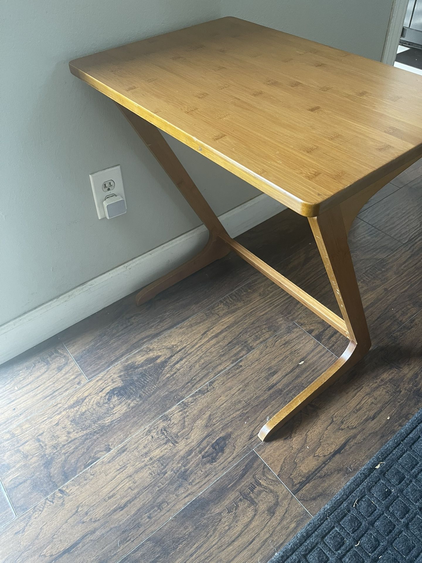 Z Shaped Bamboo Lap Top Table