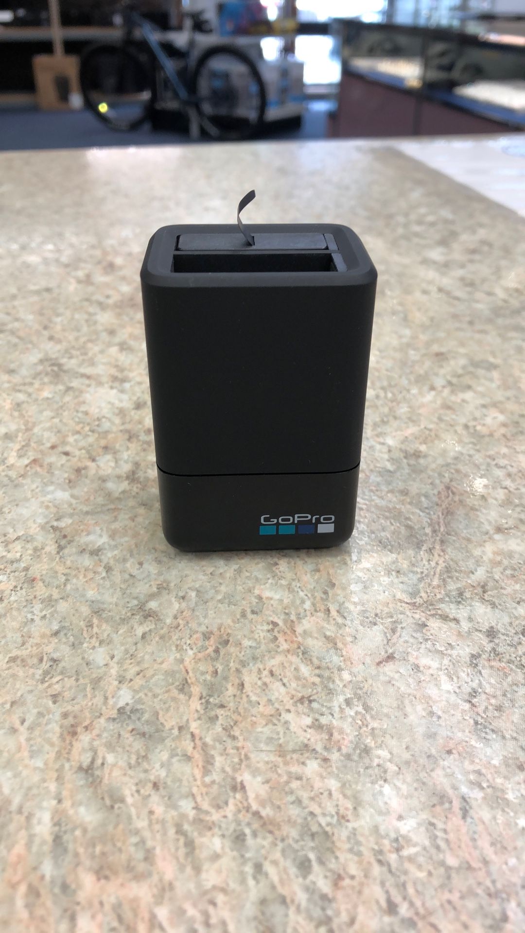 GoPro Dual Battery Charger With 1 Battery For HERO 5/6/7/8