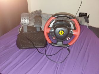 Thrustmaster Ferrari 458 Spider Racing Wheel & Pedals (Xbox)