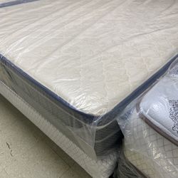 NEW QUEEN SIZE PILLOW TOP MATTRESS W.BOXSPRING INCLUDED ⚜️