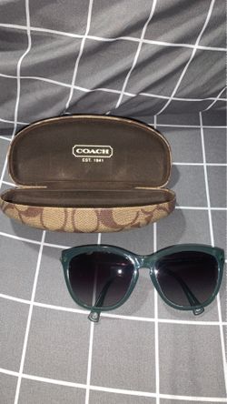 Coach sun glasses