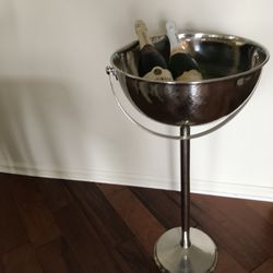 Champagne/Wine/Beer Bucket