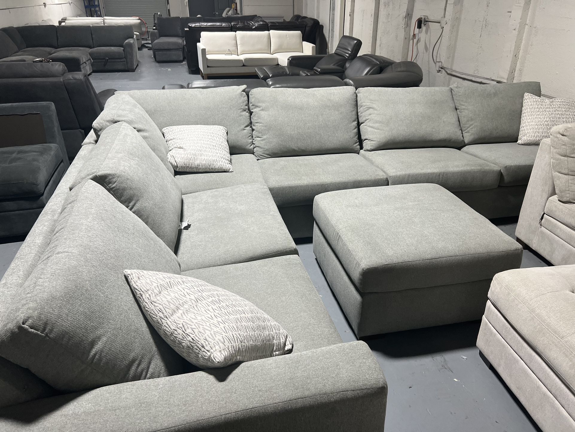 SECTIONAL COUCH SOFA 