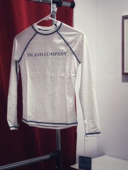 Swimming shirt/ rash guard