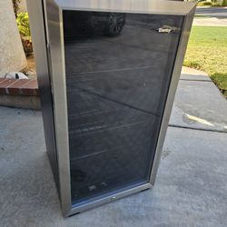 Danby Mini Refrigerator 