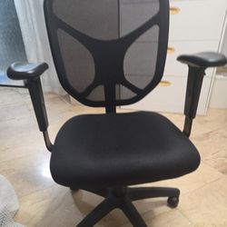 Realspace® MFTC 200 Ergonomic Mesh Mid-Back Task Office Chair, Black, BIFMA Compliant