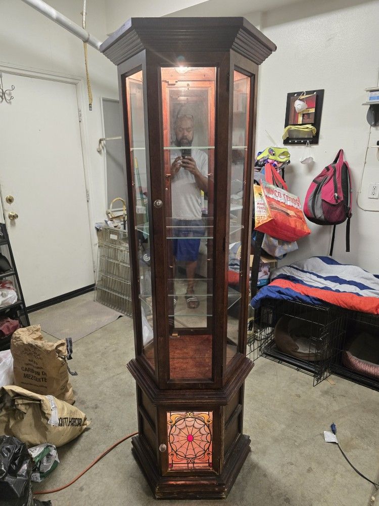 Home wall display cabinet