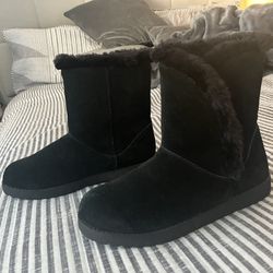 NEW! Black UGG Style Boots