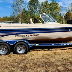 CRESTLINER RAMPAGE 2100 (Aluminum Hull)