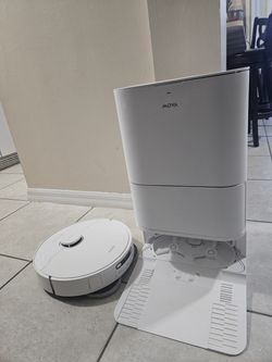 es un robot aspirador y fregador MOVA E30 Ultra (o de la serie MOVA