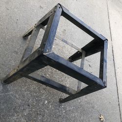 Universal Tool Stand