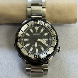 Seiko Prospex Baby Tuna 4R36-00V0  Automatic Divers Watches. Ref. SRP227 serial