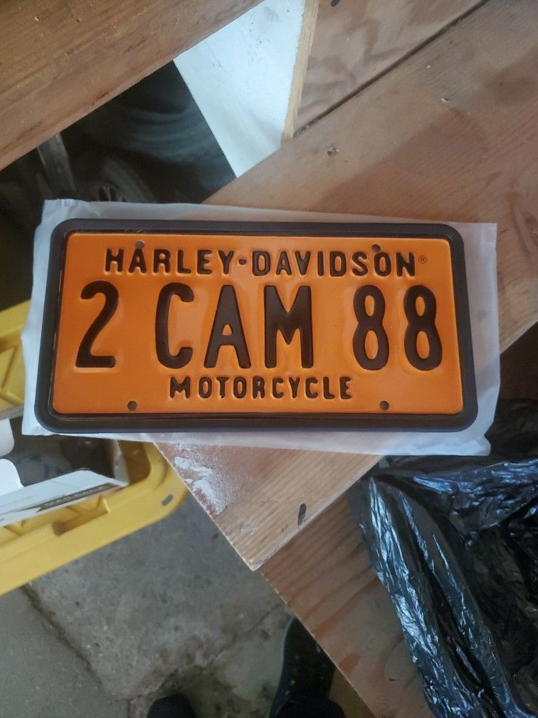 Harley Davidson Plate