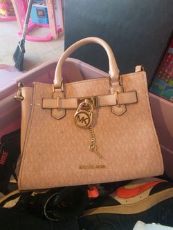 Mk purse