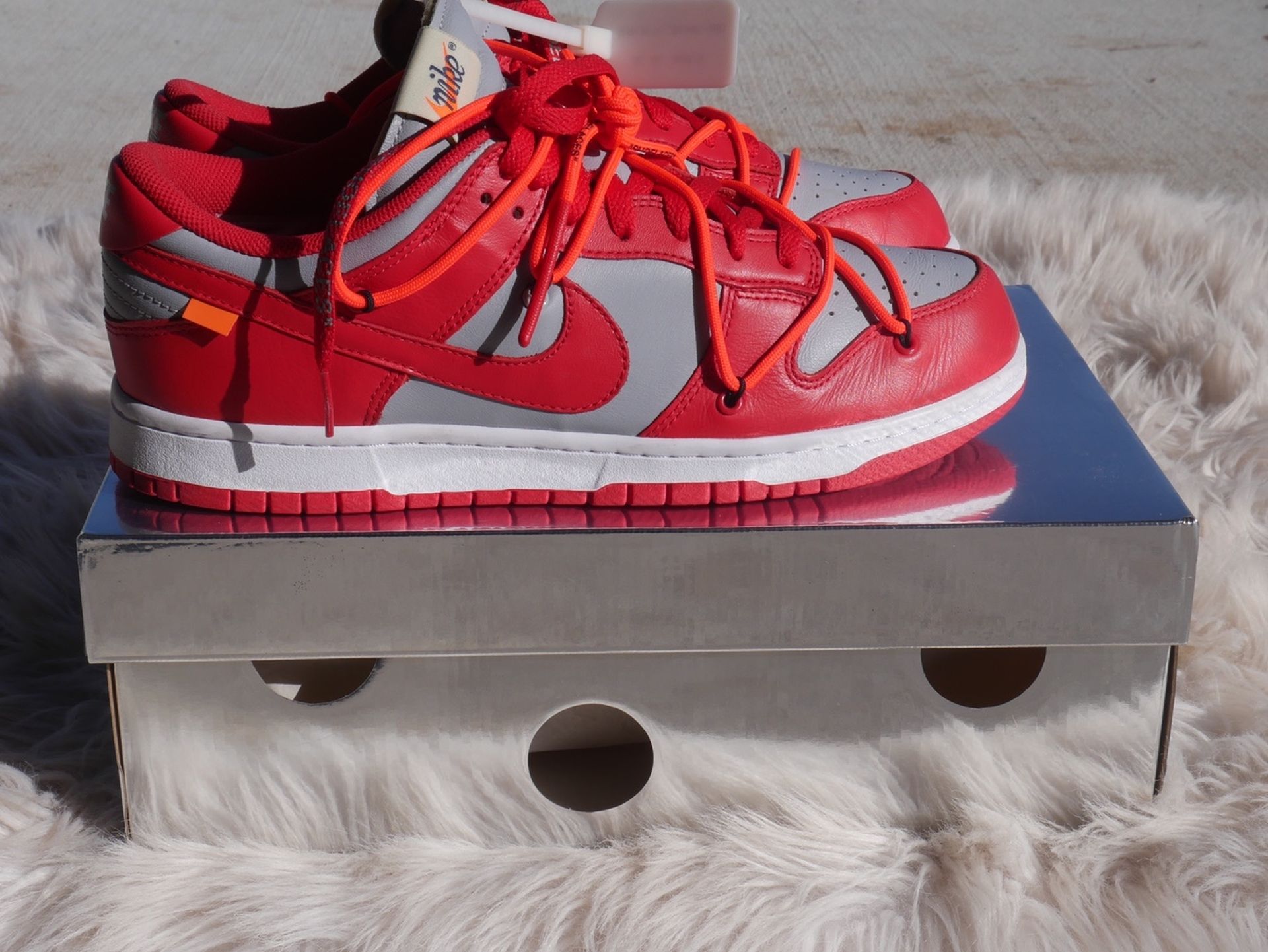 Off White Nike Dunk Low University Red