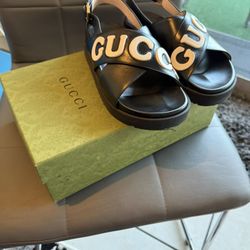 Sandal Gucci