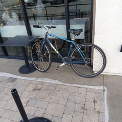 Giant Escape R3 Regular Brakes