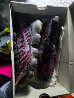 Nike Air VaporMax Flyknit 3      9.5 unisex