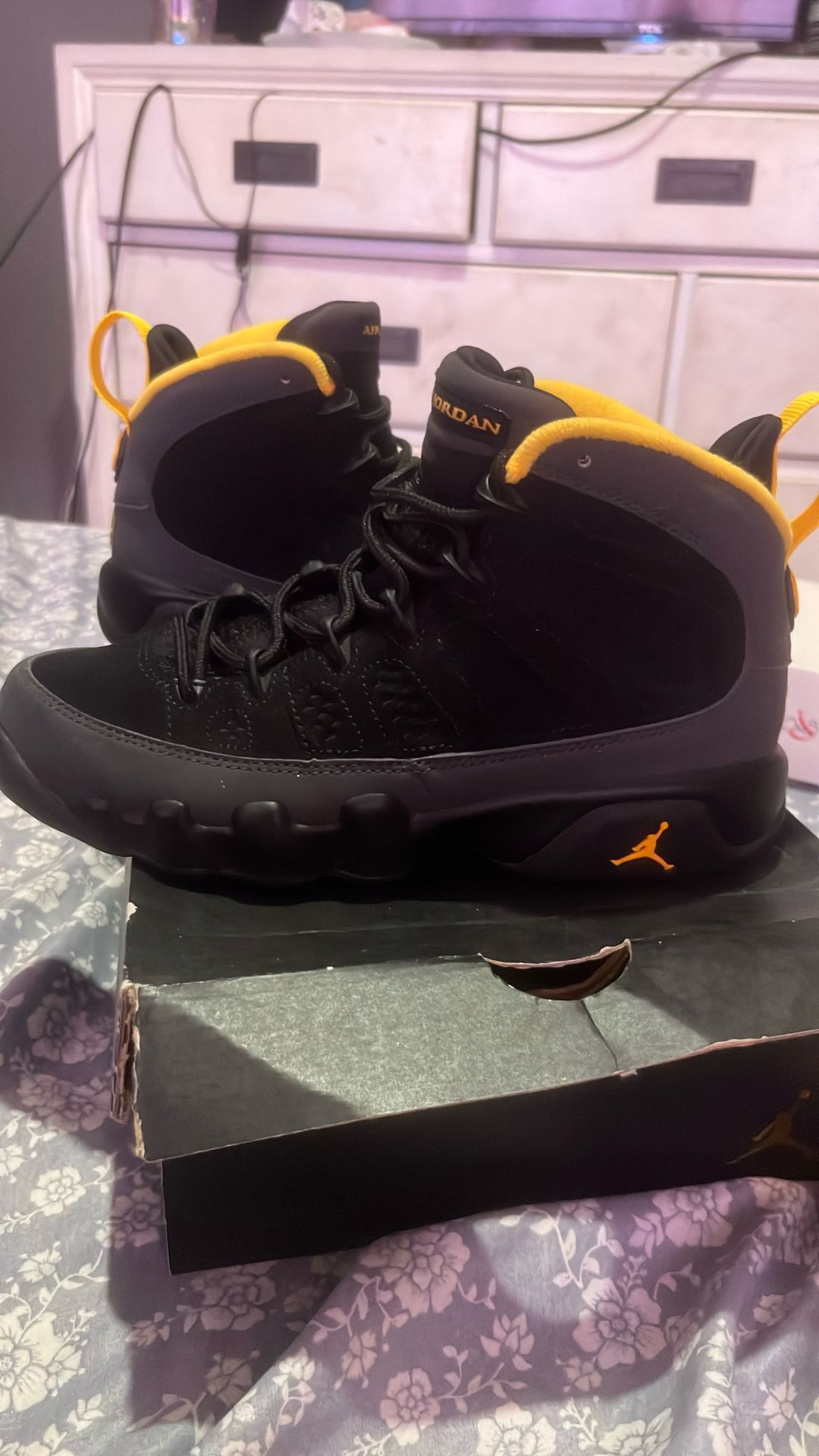 Retro Jordan 9
