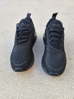 Nike air 270 like new 60