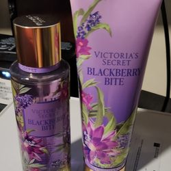 NEW Victoria's Secret  Blackberry Bite Splash Body Mist & Lotion set