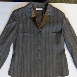WOMAN'S - GIORGIO ARMANI Le Collezioni (Made In Italy) - VINTAGE WOOL -  SUIT JACKET - PETITE for Sale in Gardena, CA - OfferUp