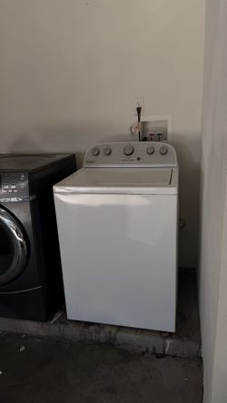 Washer & Dryer Set – Clean, Works Great