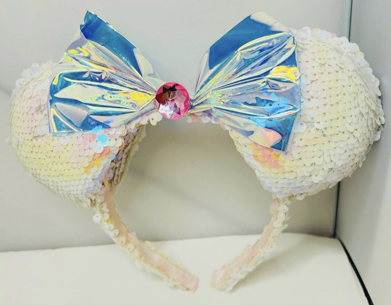 Disney Parks Minnie Mouse Iridescent Glitter Bow White Sequin Ears Headband