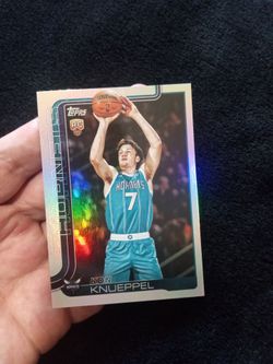Kon Knueppel 2025 Topps Rainbow Foil Rookie Card
