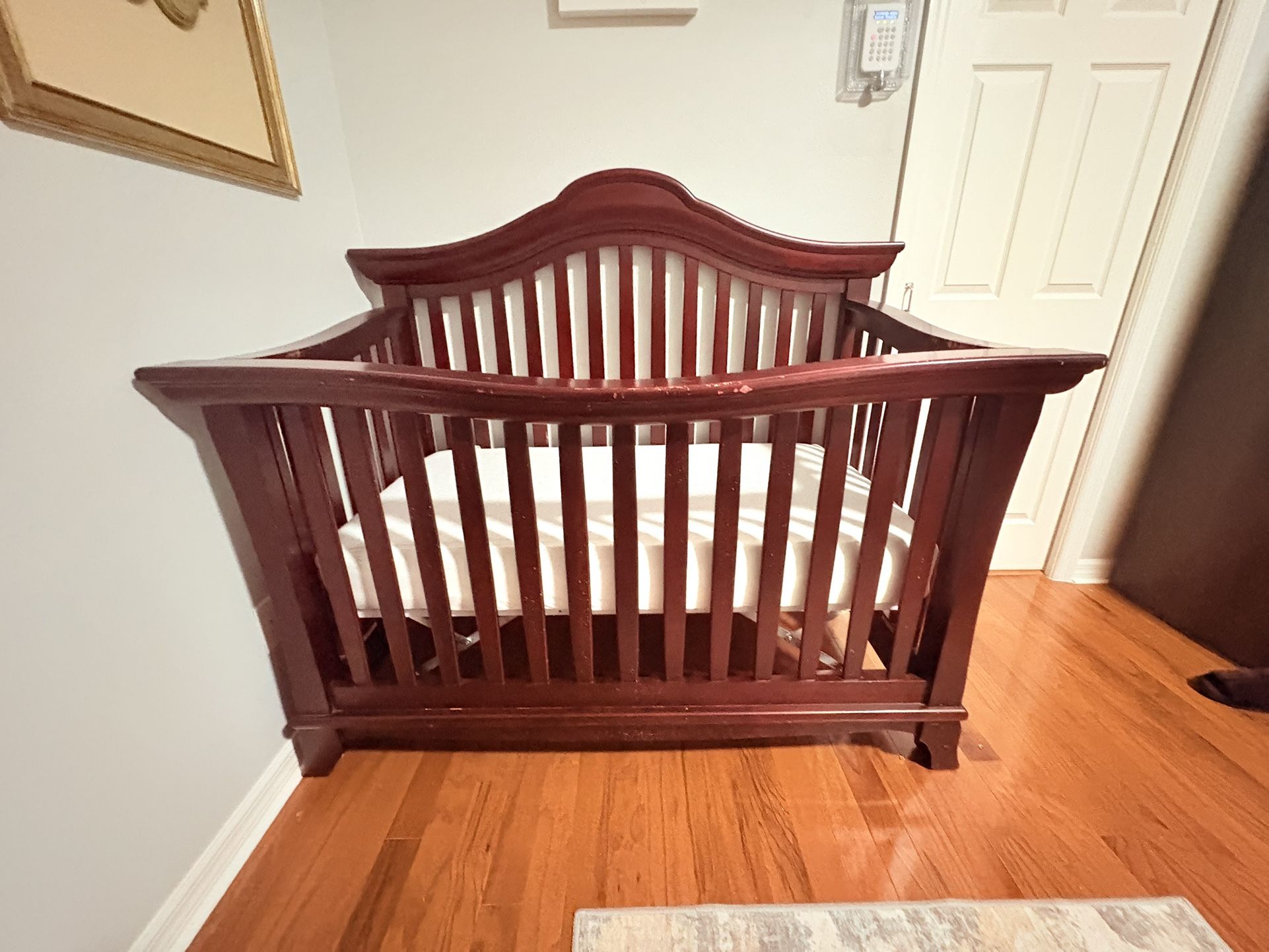 Baby Crib/ Mattress