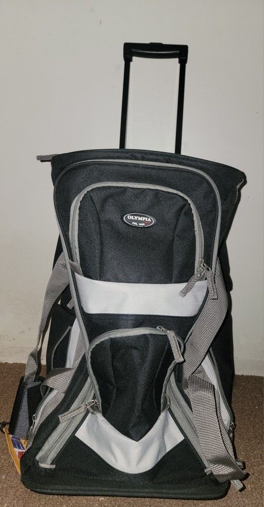 22" 8 Pocket Rolling Duffel Brand New *Father's Day Gift