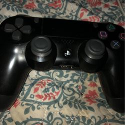 PS4 Controller 
