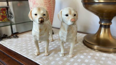 1968 GOEBEL A PAIR OF DOGS LABRADOR RETRIEVER