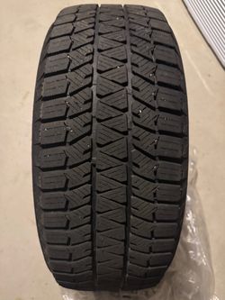 Bridgestone Blizzak Snow Tires 205/60/R16