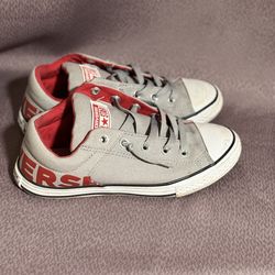 Converse All Star Gray & Red Sneakers – Women’s Size 7
