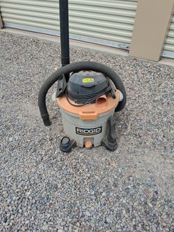 SHOP VACCUUM