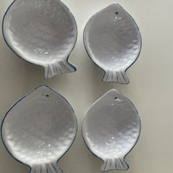 4 Fish Bowls