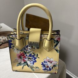 Guess Purse 