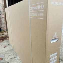 Samsung Crystal 65” Smart TV 4K