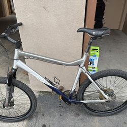 Mountain Giant Bike 🚲 LG