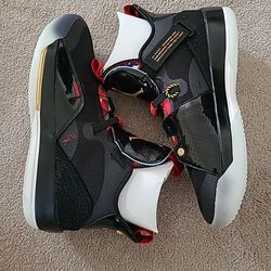 Air Jordan 33 "Cny" Size 7 Men/13 Men