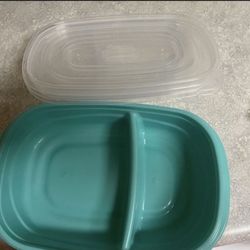 3- Rubbermaid 2 section Food Prep Plastic containers- BRAND NEW