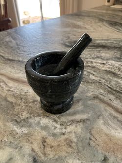 Solid Green Marble Mortar & Pestle Set, beautiful, heavy-duty natural green marble mortar and pestle set. This features a striking, highly polished fo