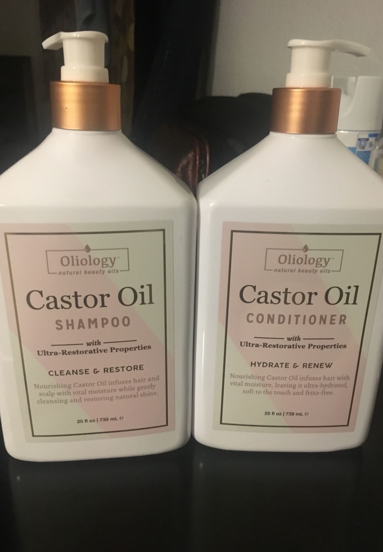 Oliology Castor oil shampoo & Conditioner
