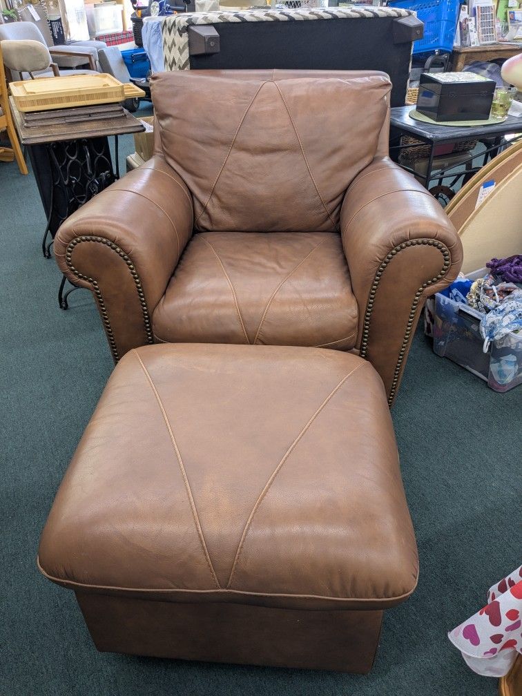 Leather Chair w Ottoman (See Description)