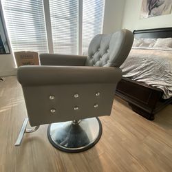 Salon chair 