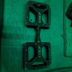 Gt vintage 9/16 metal pedals