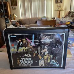 Vintage Kenner Star Wars 24 Figure Vinyl Case